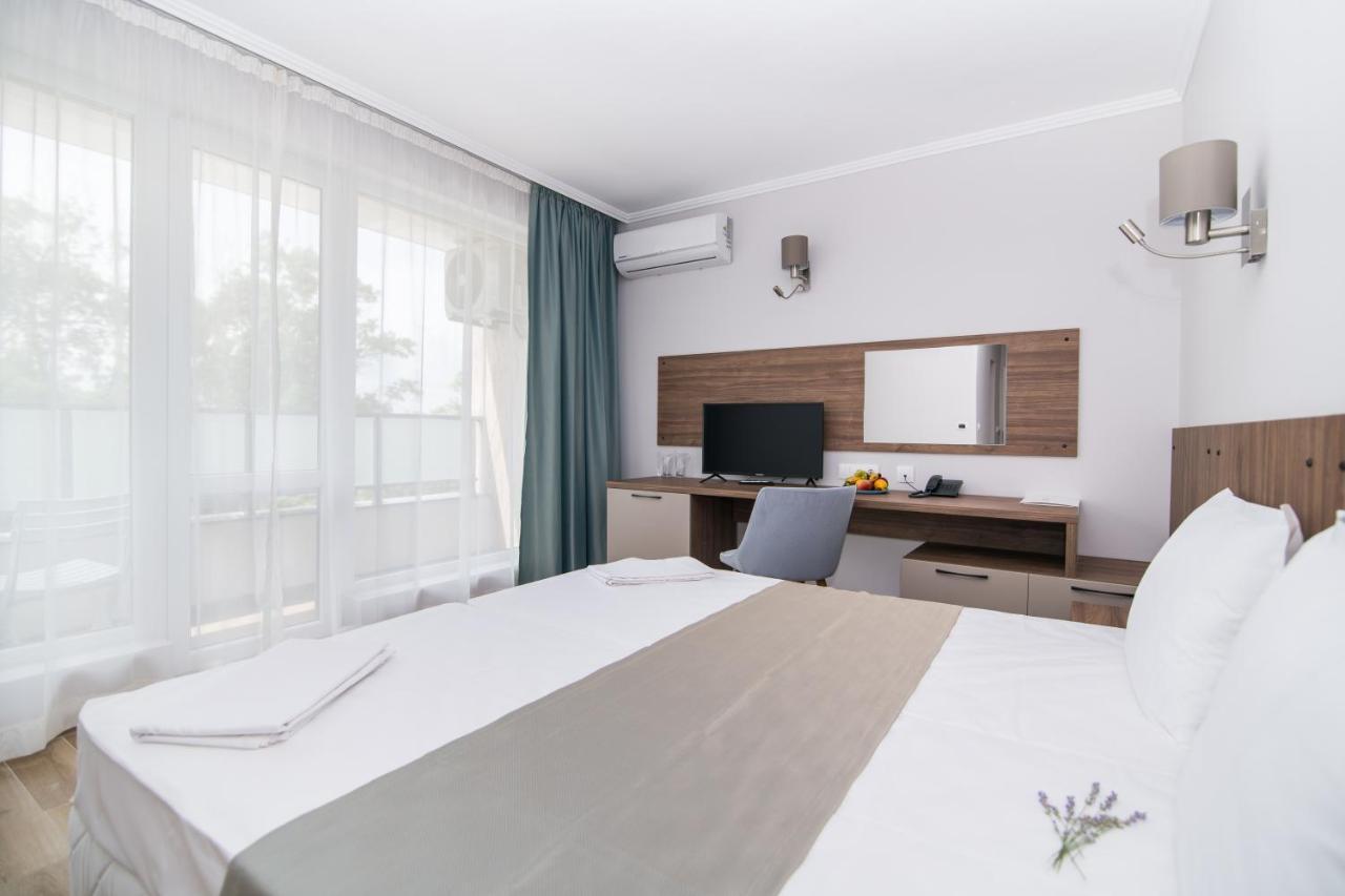 Cinema Hotel Primorszko Kültér fotó
