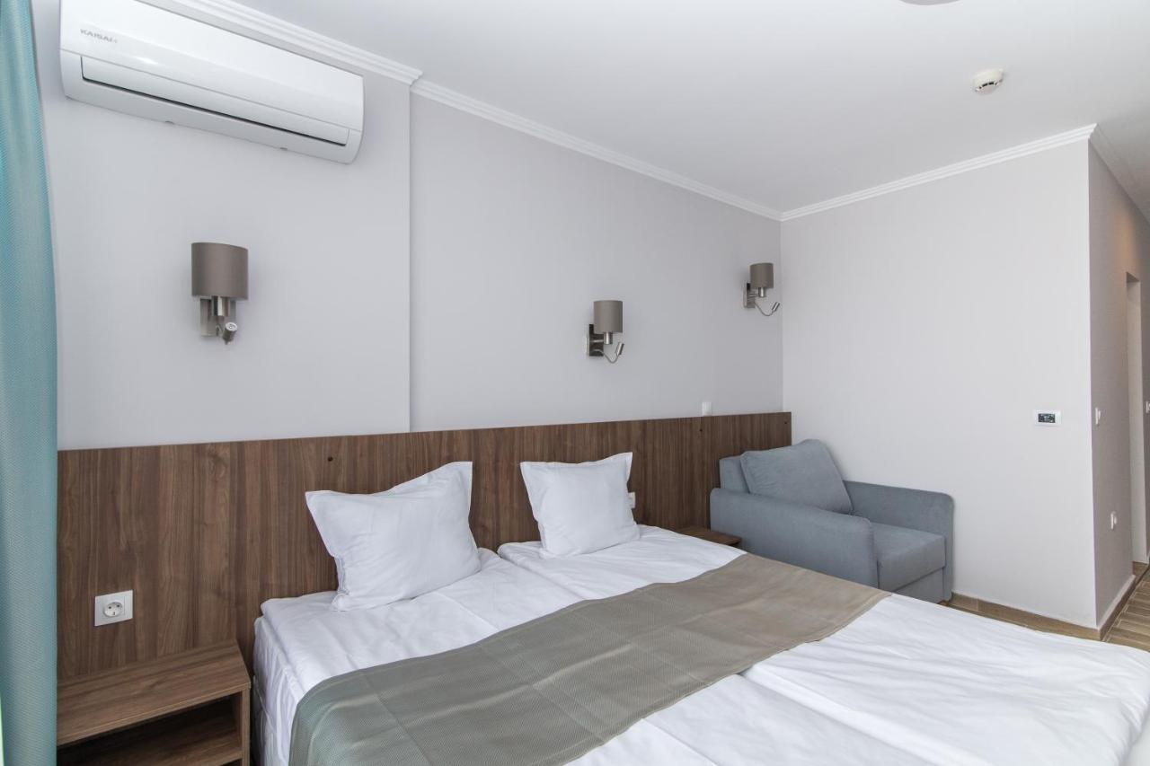 Cinema Hotel Primorszko Kültér fotó