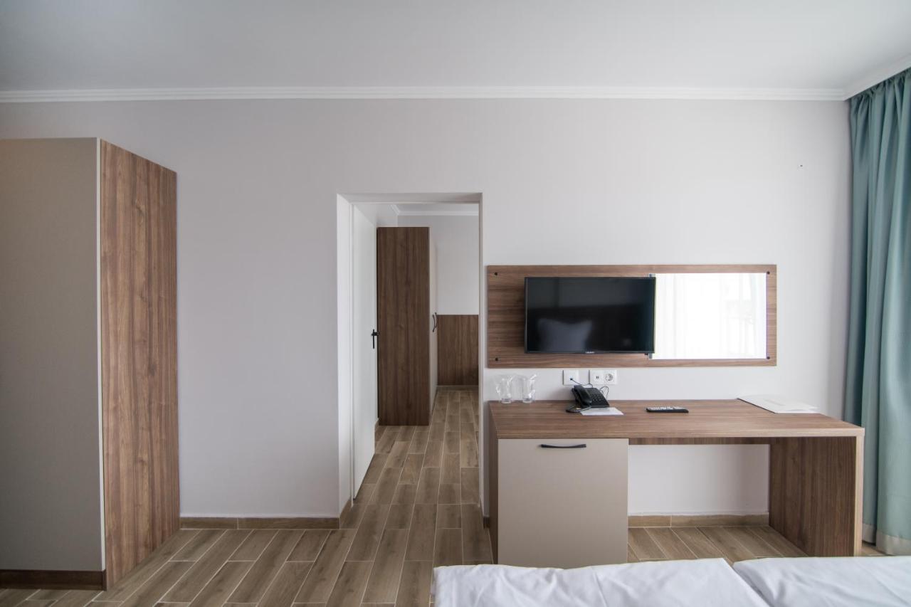 Cinema Hotel Primorszko Kültér fotó