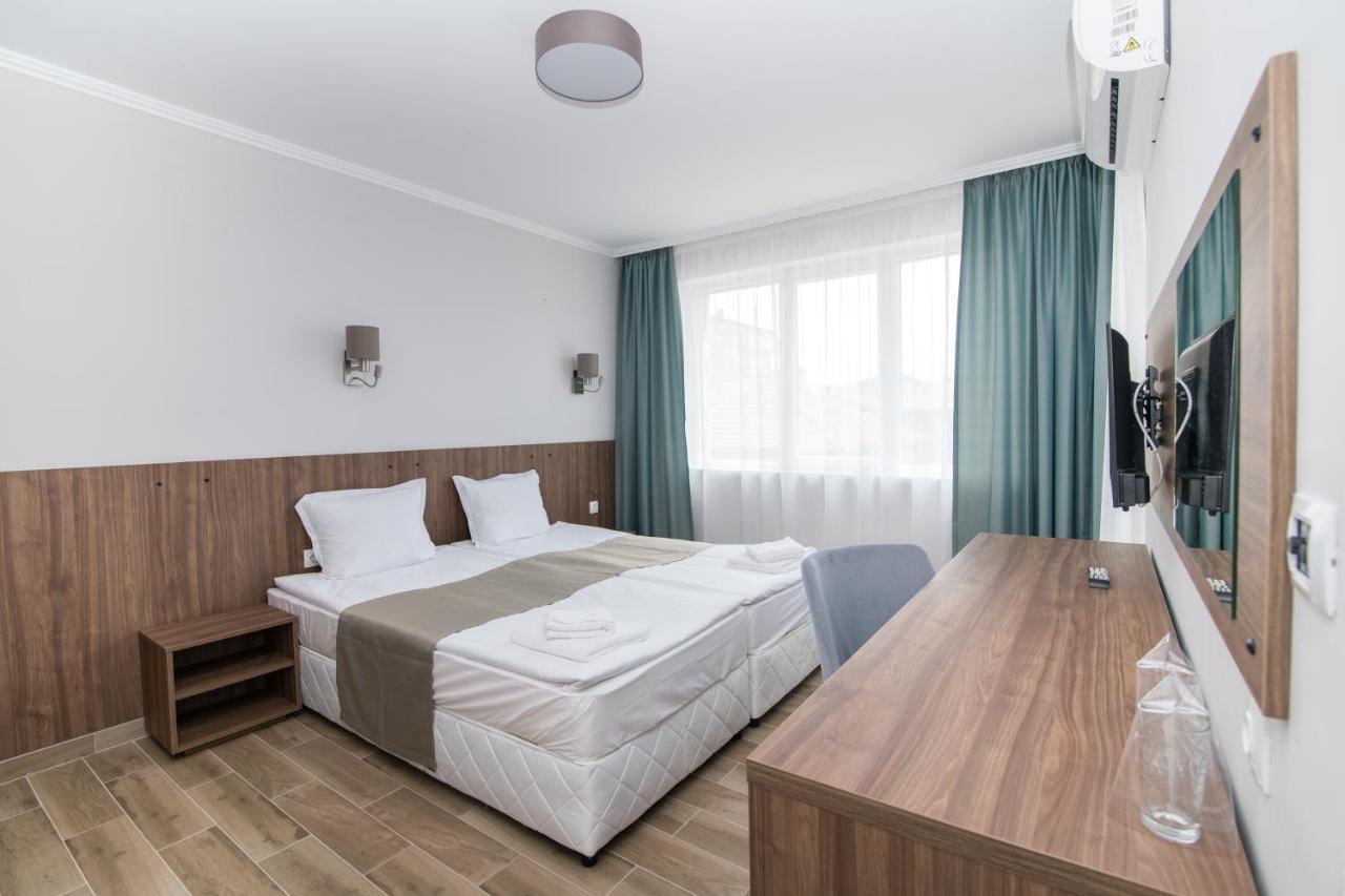 Cinema Hotel Primorszko Kültér fotó