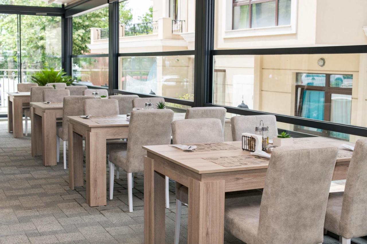 Cinema Hotel Primorszko Kültér fotó